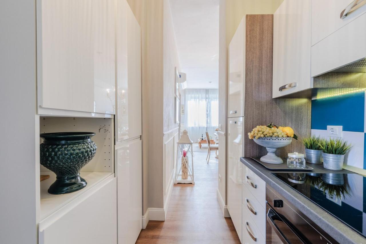 "Libeccio Apartment" Con Garage Privato Lido di Camaiore Ngoại thất bức ảnh